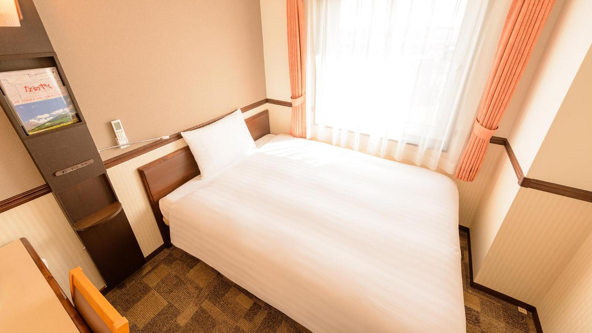 Toyoko Inn Fukushima Eki Nishi Guchi Habitación foto